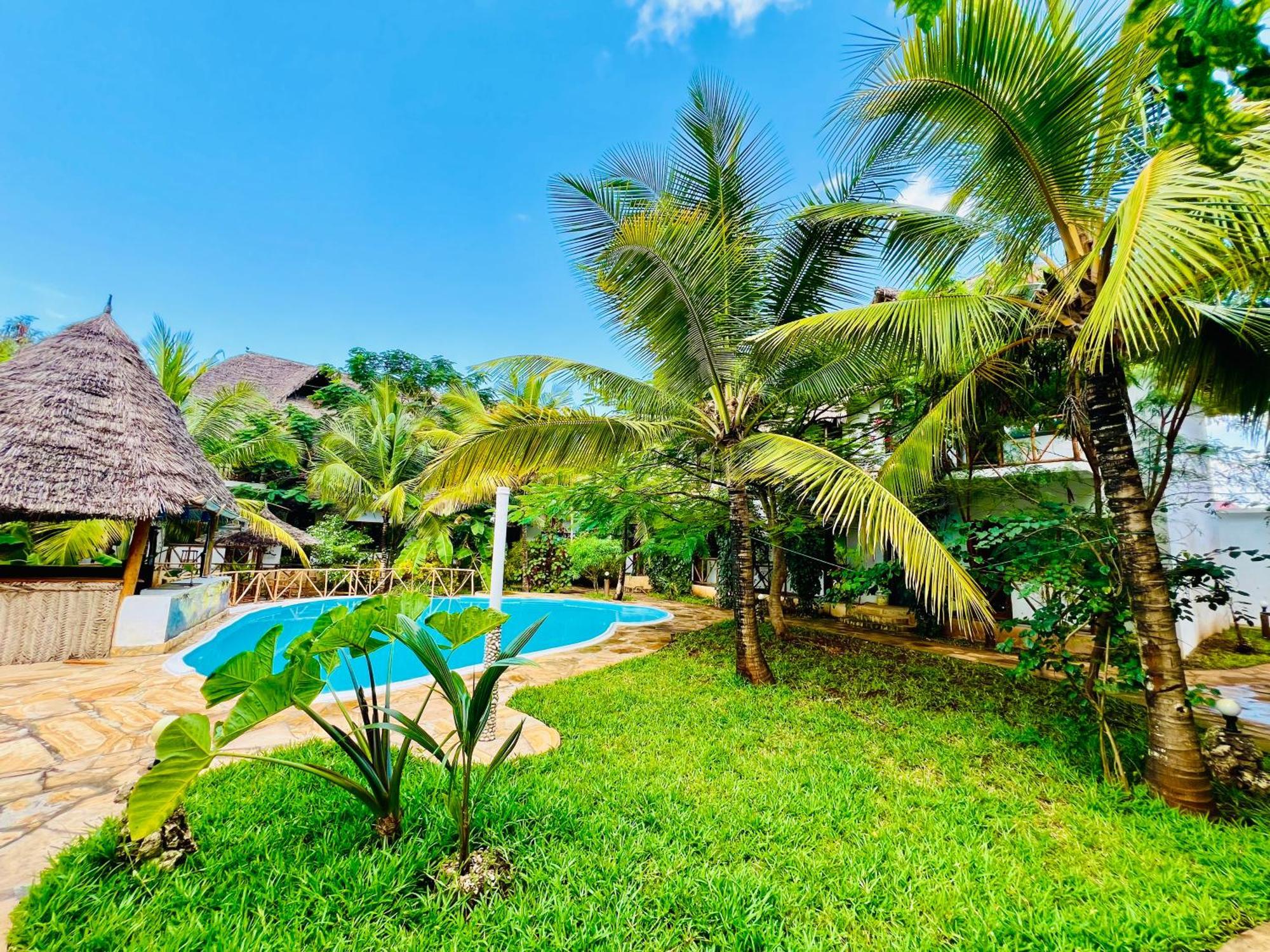 Tropical Nungwi Hotel Exterior photo